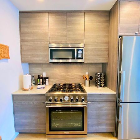 Modern Ballard Townhouse - 92 Walkscore & Rooftop! Сіетл Екстер'єр фото