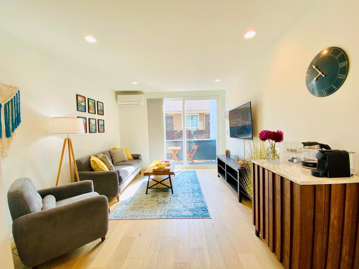 Modern Ballard Townhouse - 92 Walkscore & Rooftop! Сіетл Екстер'єр фото