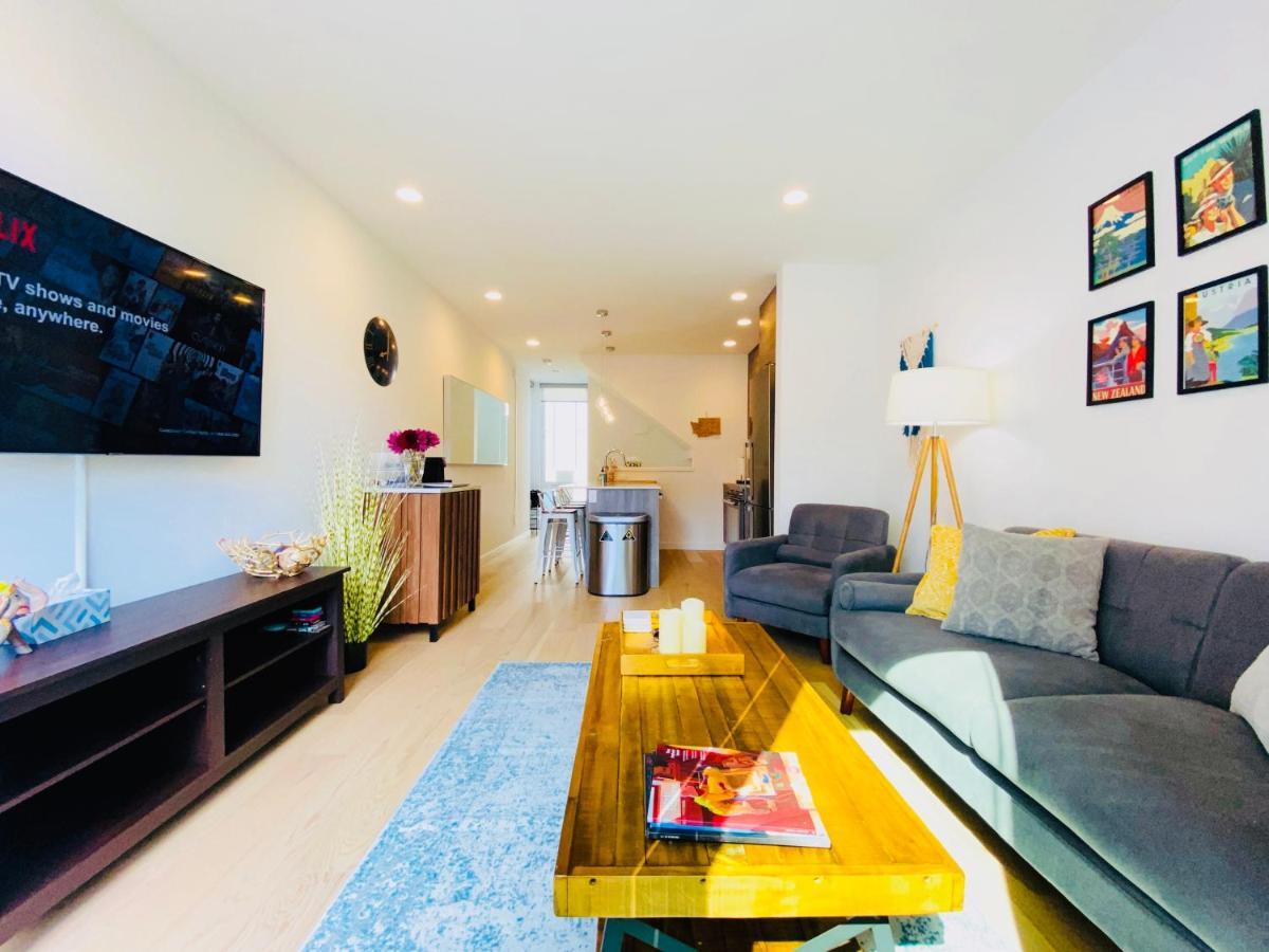 Modern Ballard Townhouse - 92 Walkscore & Rooftop! Сіетл Екстер'єр фото