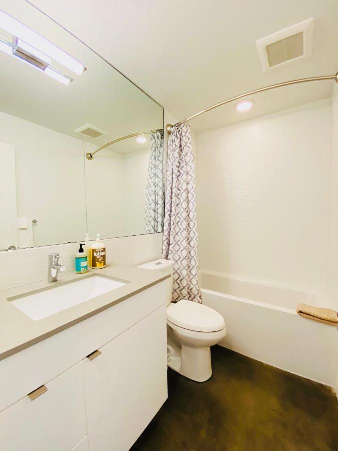 Modern Ballard Townhouse - 92 Walkscore & Rooftop! Сіетл Екстер'єр фото