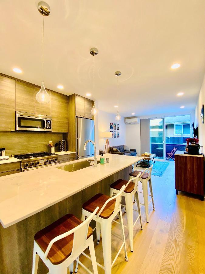 Modern Ballard Townhouse - 92 Walkscore & Rooftop! Сіетл Екстер'єр фото