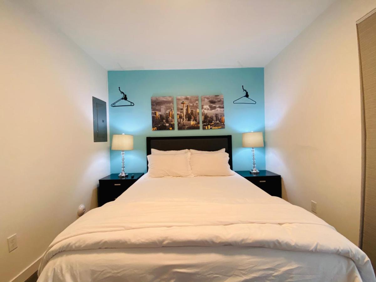 Modern Ballard Townhouse - 92 Walkscore & Rooftop! Сіетл Екстер'єр фото